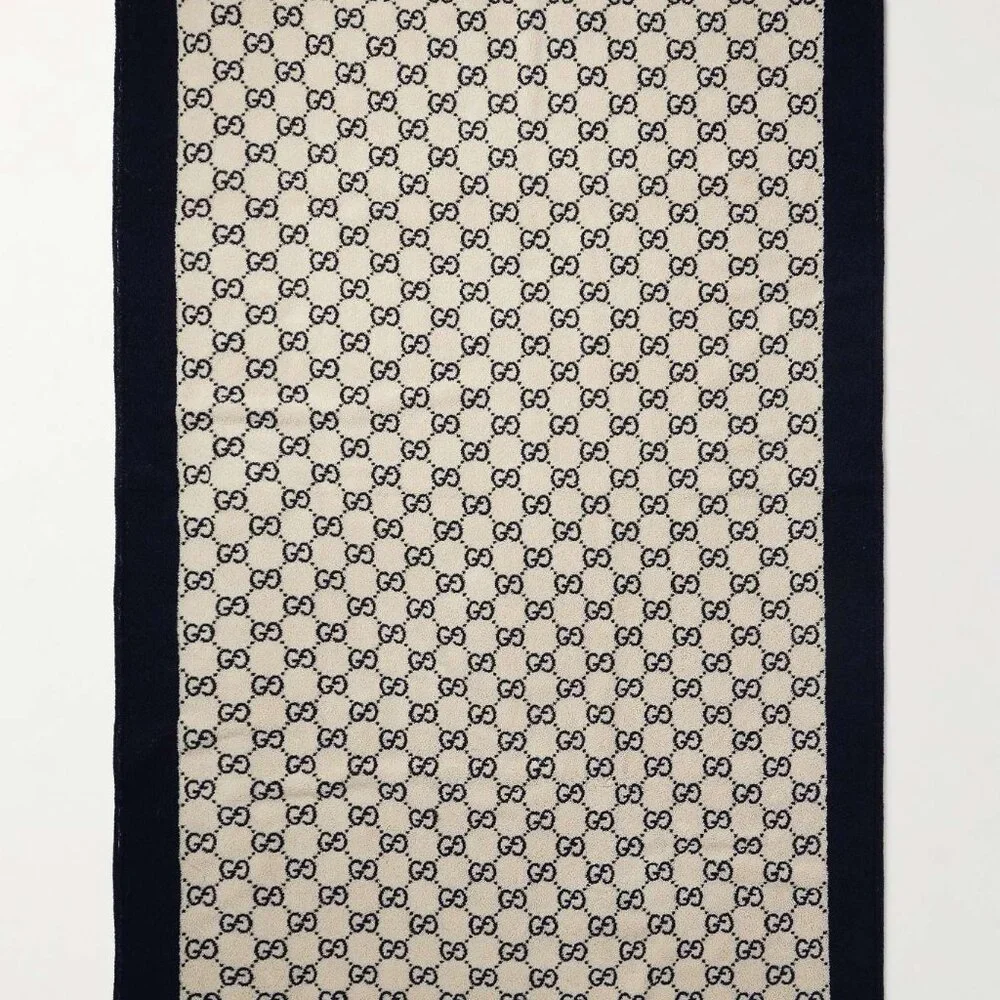 Gucci ‘Lido’ Monogram Cotton-Terry Beach Towel – Beige/Navy – Brand New! - Picture 3 of 3